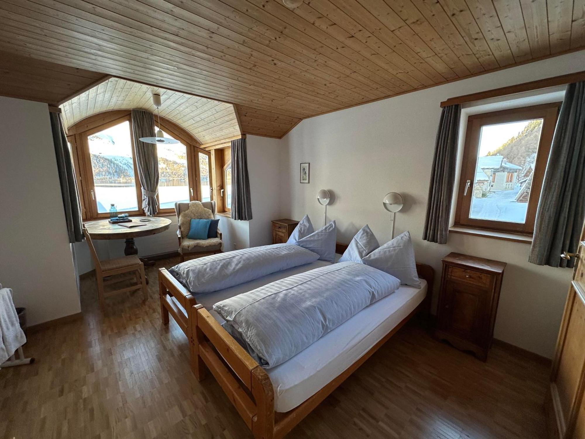 Hotel Ristorante Lagrev Maloja Eksteriør billede