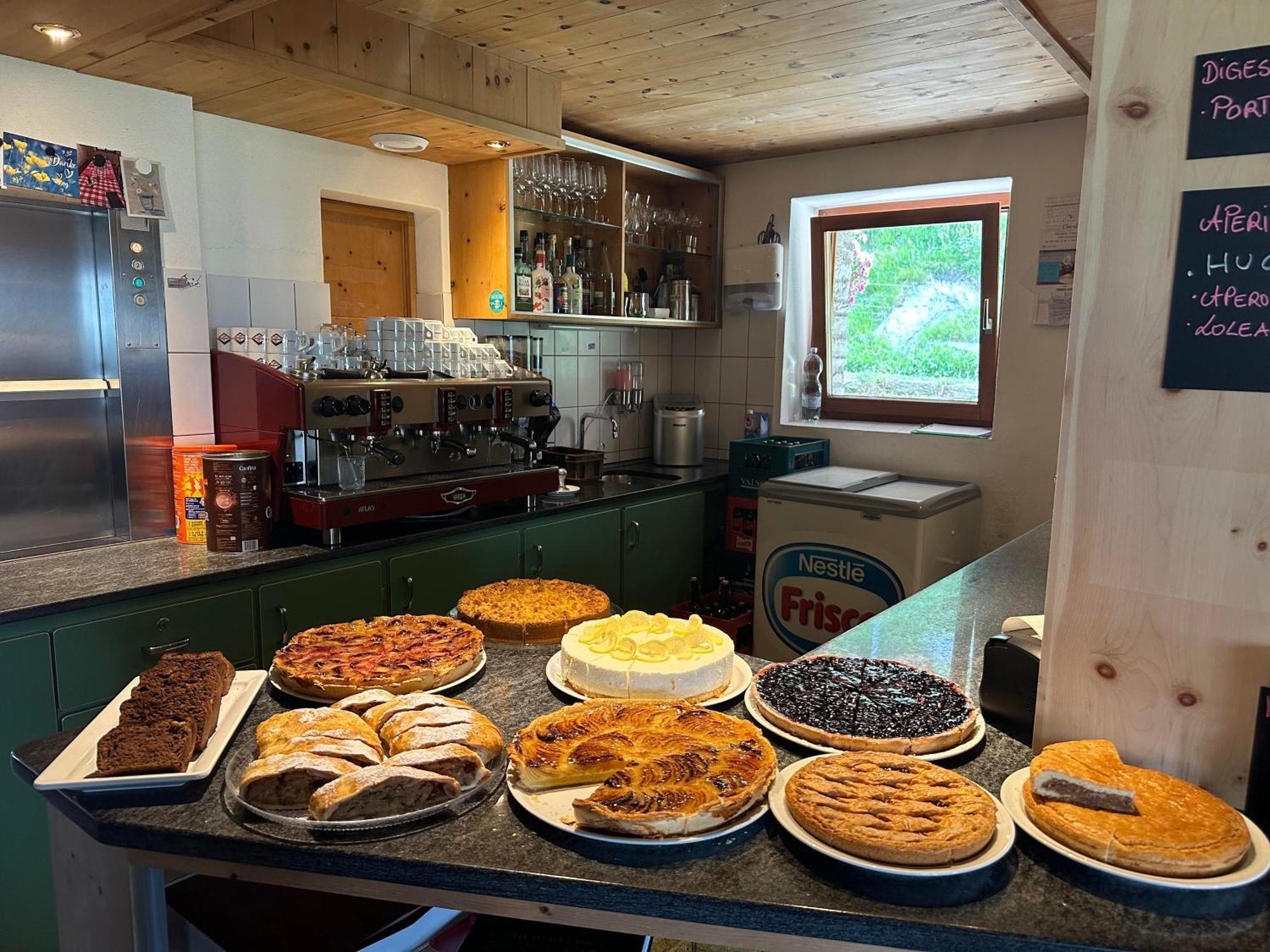 Hotel Ristorante Lagrev Maloja Eksteriør billede