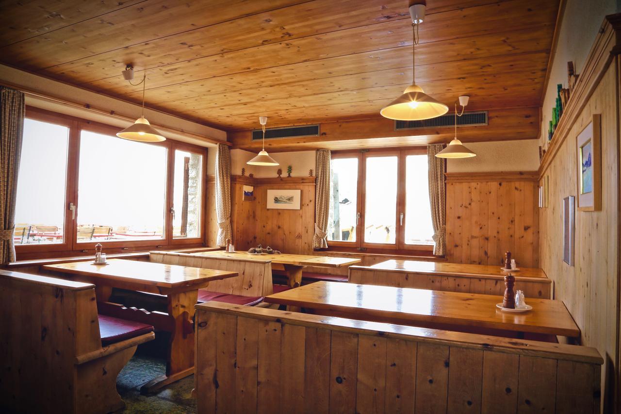 Hotel Ristorante Lagrev Maloja Eksteriør billede